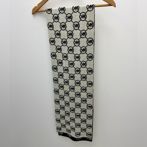 Michael Kors Black & White MK Logo Scarf | Cozy Knit Designer Wrap - Picture 6 of 7